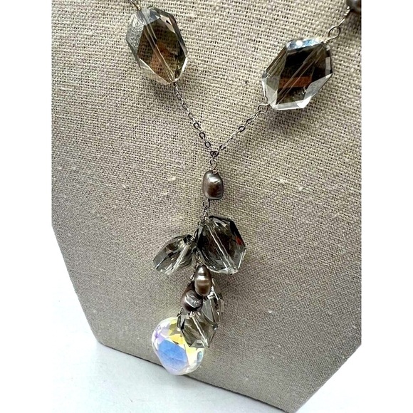 925 Sterling Silver Necklace With Swarovski Crystals & Grey Pearls.  A60 - Picture 9 of 13